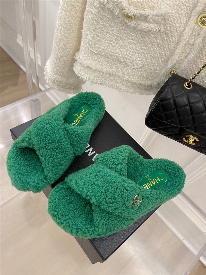 Best Replica chanel cc cross strap lambswool slippers - Colareps