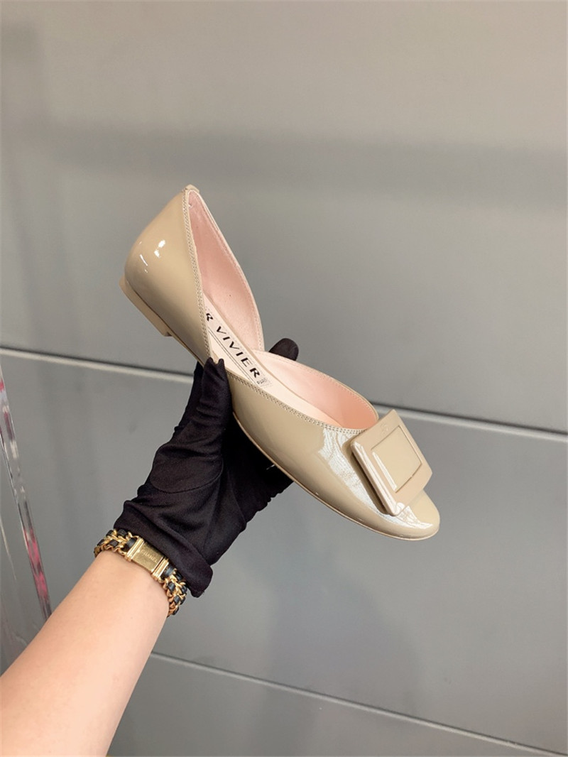 Best Replica Roger vivier new hollow square buckle flat bottom - Colareps
