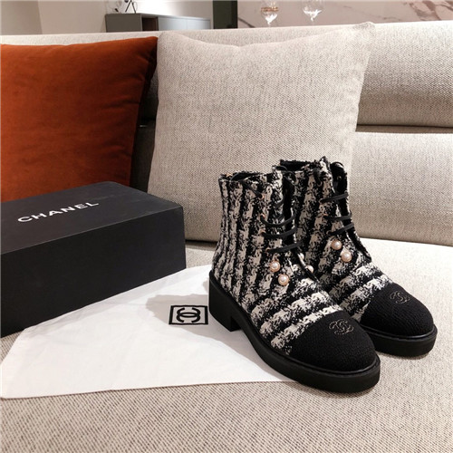 Best Replica chanel ankle boots with chain - Colareps