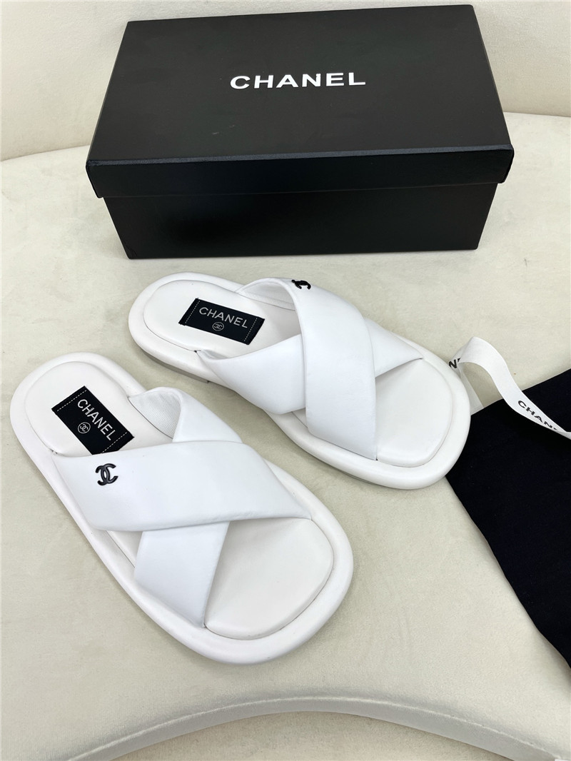 Best Replica Chanel Flat Dupes slippers - Colareps