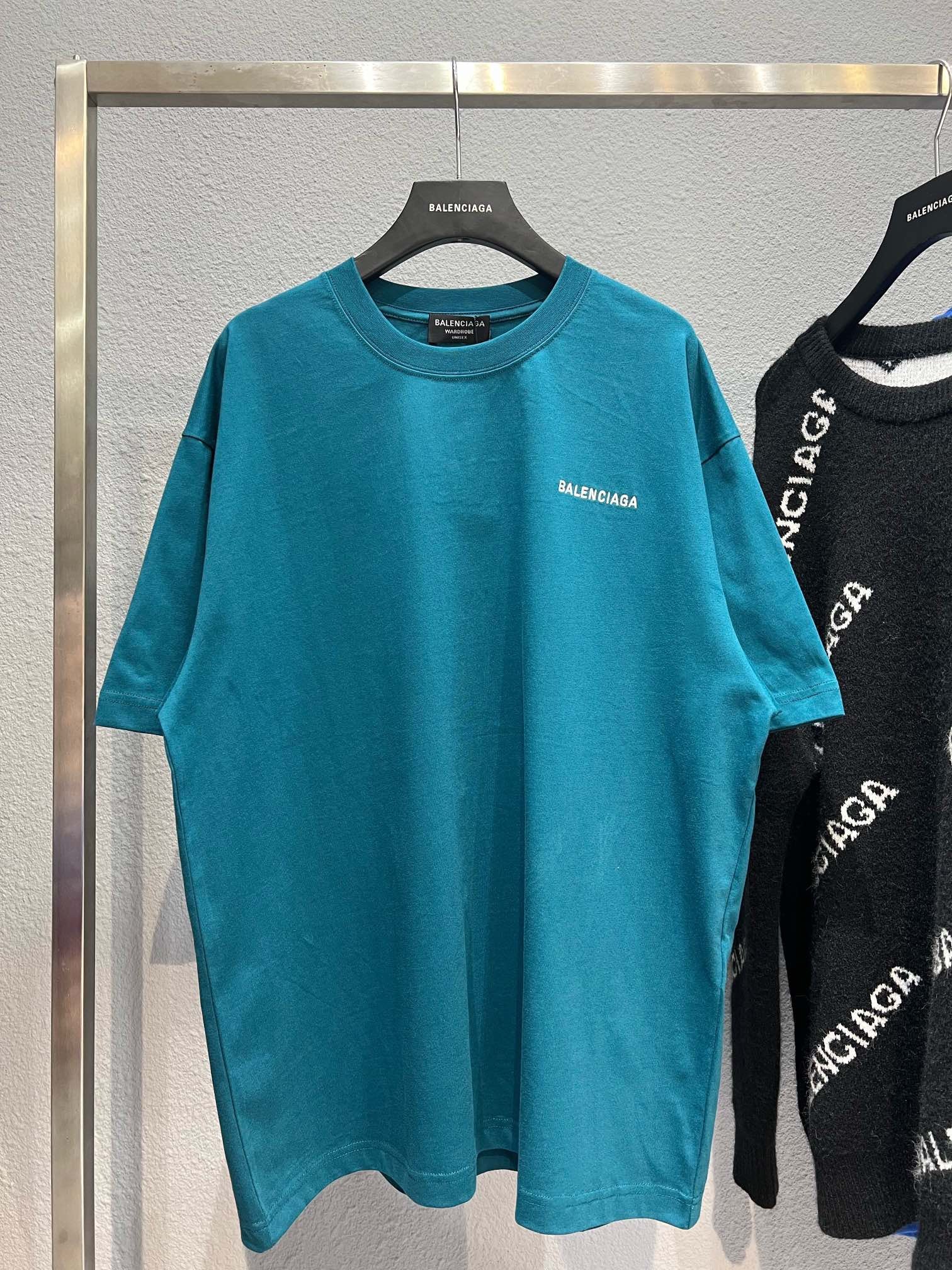 Best Replica Balenciaga T-shirt - Colareps