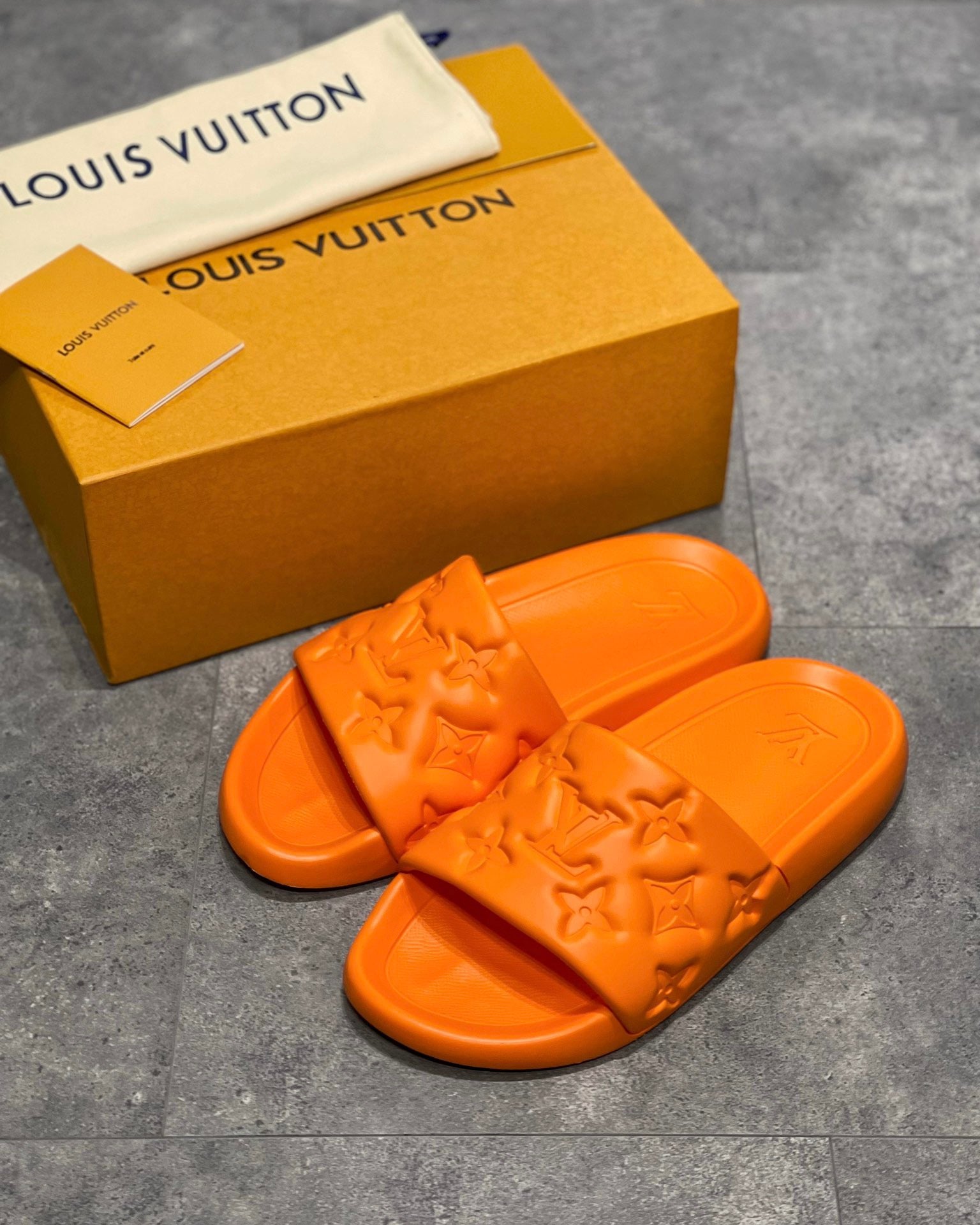 Best Replica Louis Vuitton Slippers - Colareps