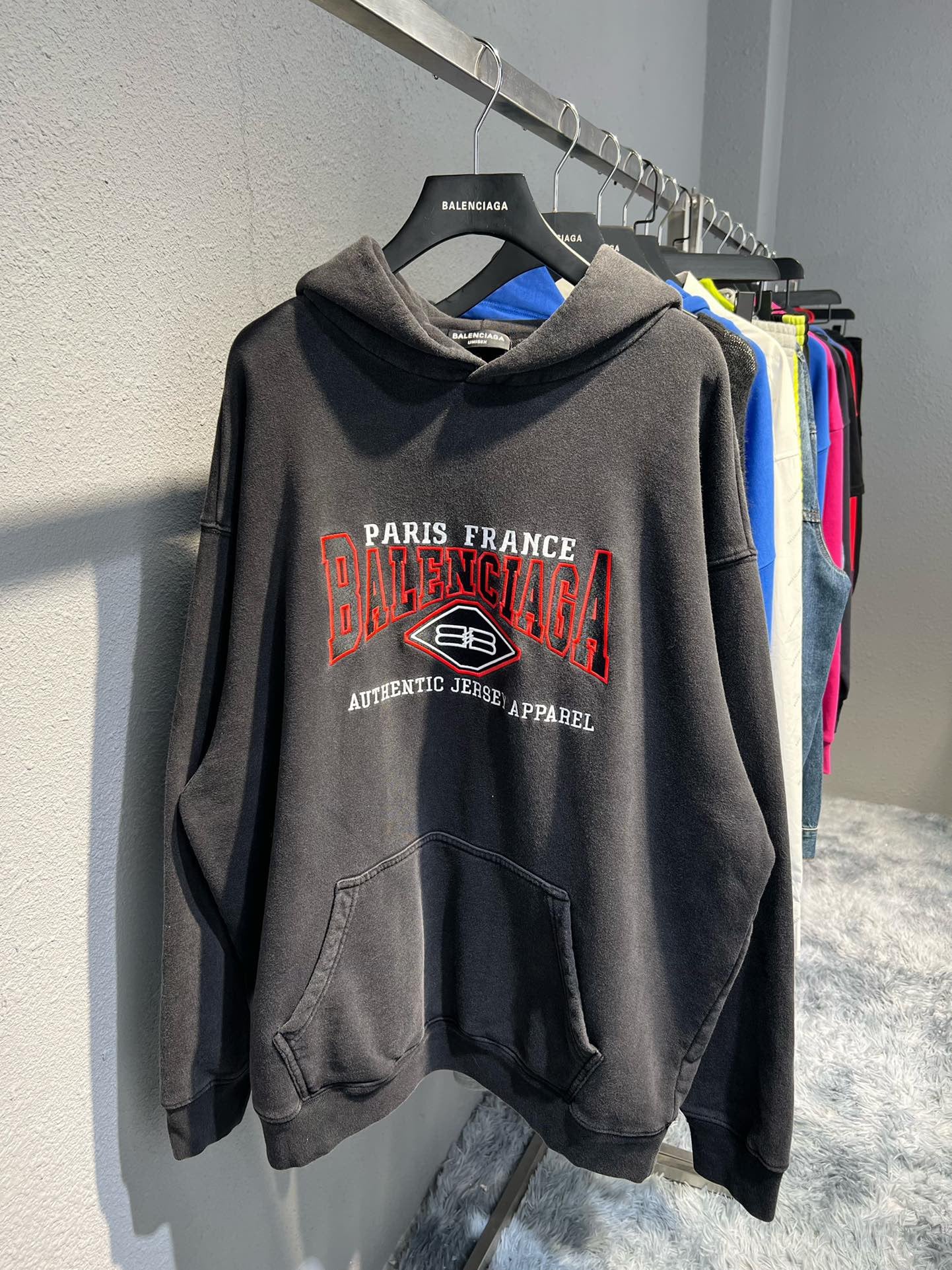 Best Replica Balenciaga Hoodie - Colareps