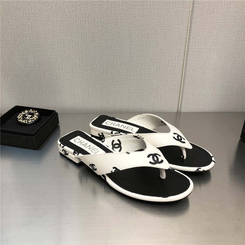 Best Replica chanel logo slippers womens - Colareps