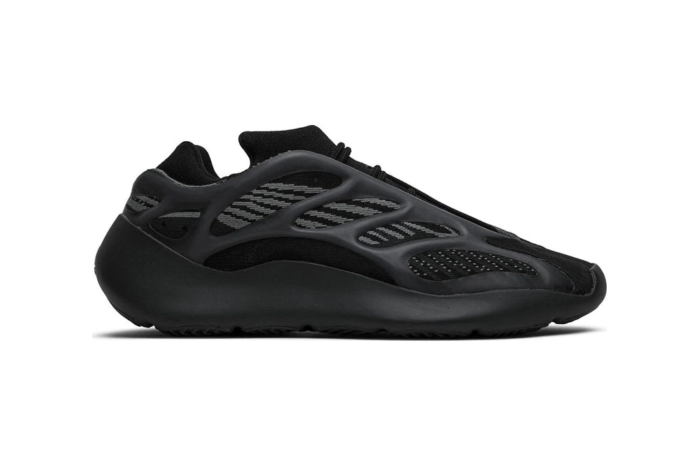 Best Replica Yeezy 700 V3 Dark Glow - Colareps
