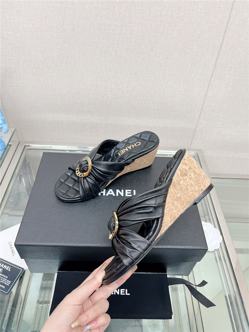 Best Replica chanel cross strap round buckle slippers - Colareps