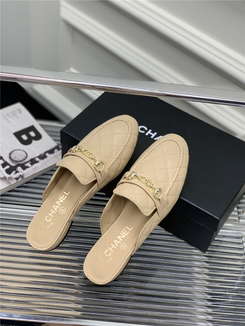 Best Replica Chanel diamond chain sandals and slippers - Colareps