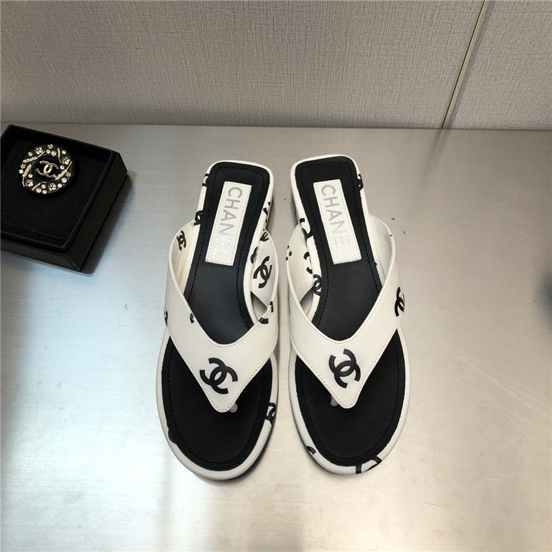 Best Replica chanel logo slippers womens - Colareps