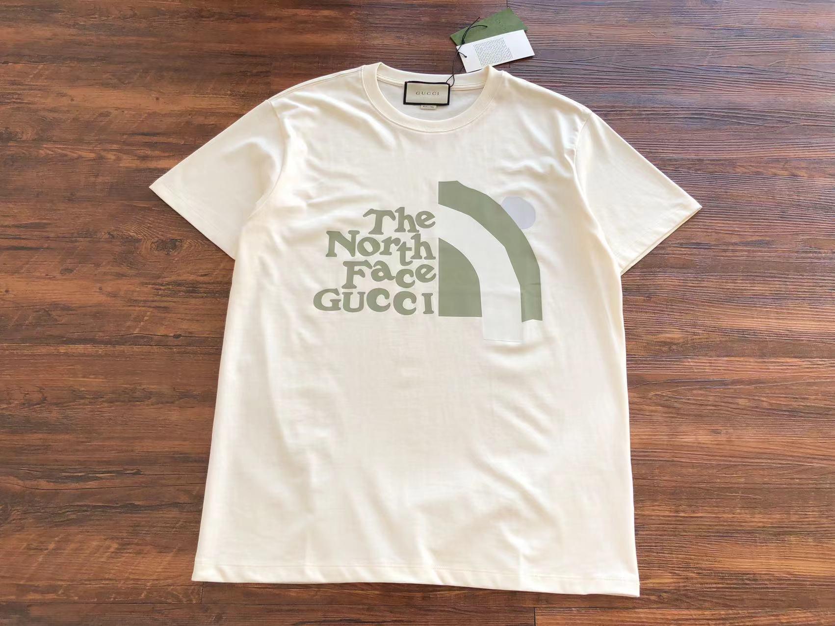 Best Replica Gucci x The North Face T-shirt - Colareps