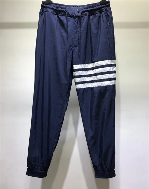 Best Replica Thom Browne Sweater - Colareps