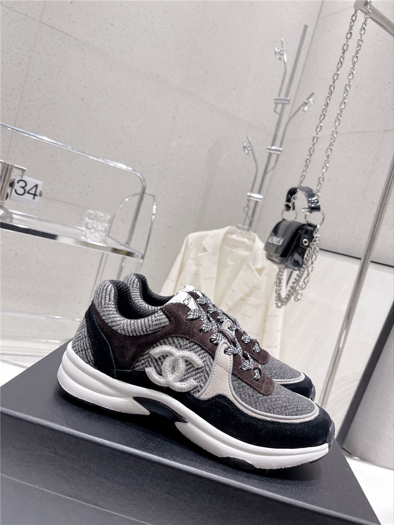 Best Replica chanel logo casual sneakers womens - Colareps