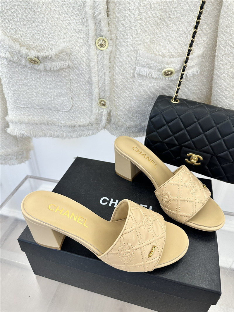 Best Replica chanel rhombus CC logo chunky heel slippers - Colareps