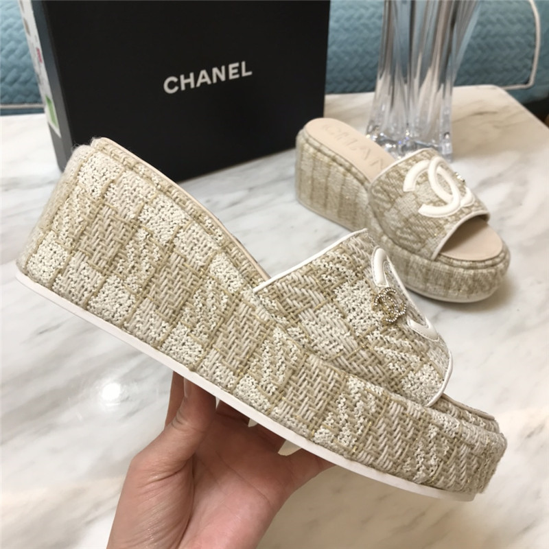 Best Replica Chanel new large double C lazy platform slippers - Colareps