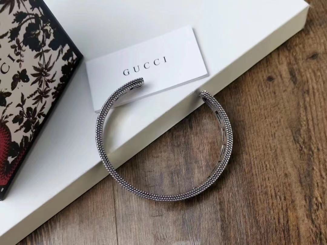 Best Replica Gucci Cuff Bracelet - Colareps