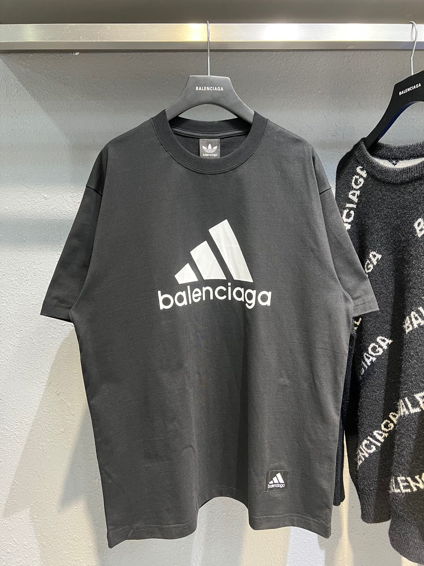 Best Replica Balenciaga T-shirt - Colareps