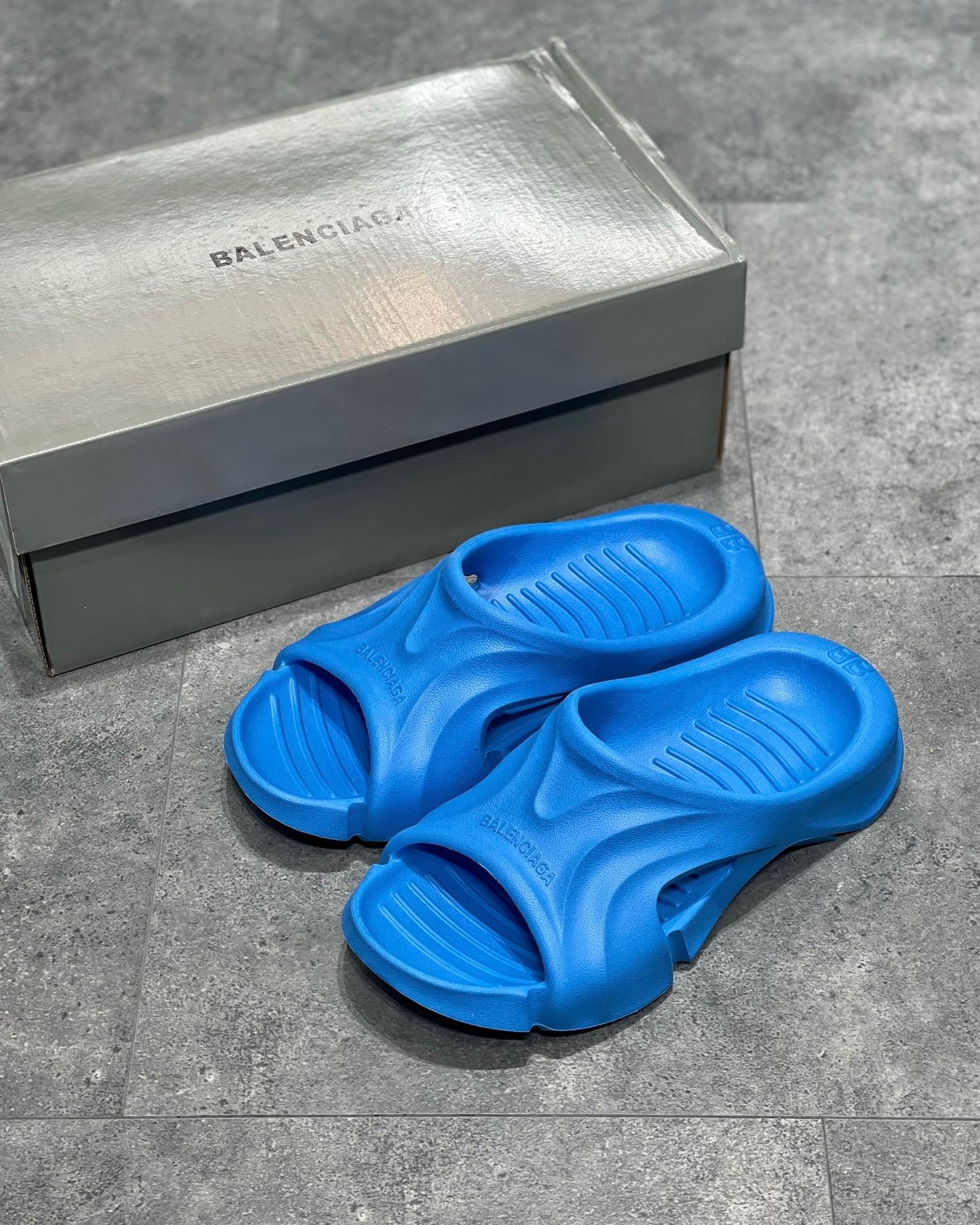 Best Replica Balenciaga Slippers - Colareps