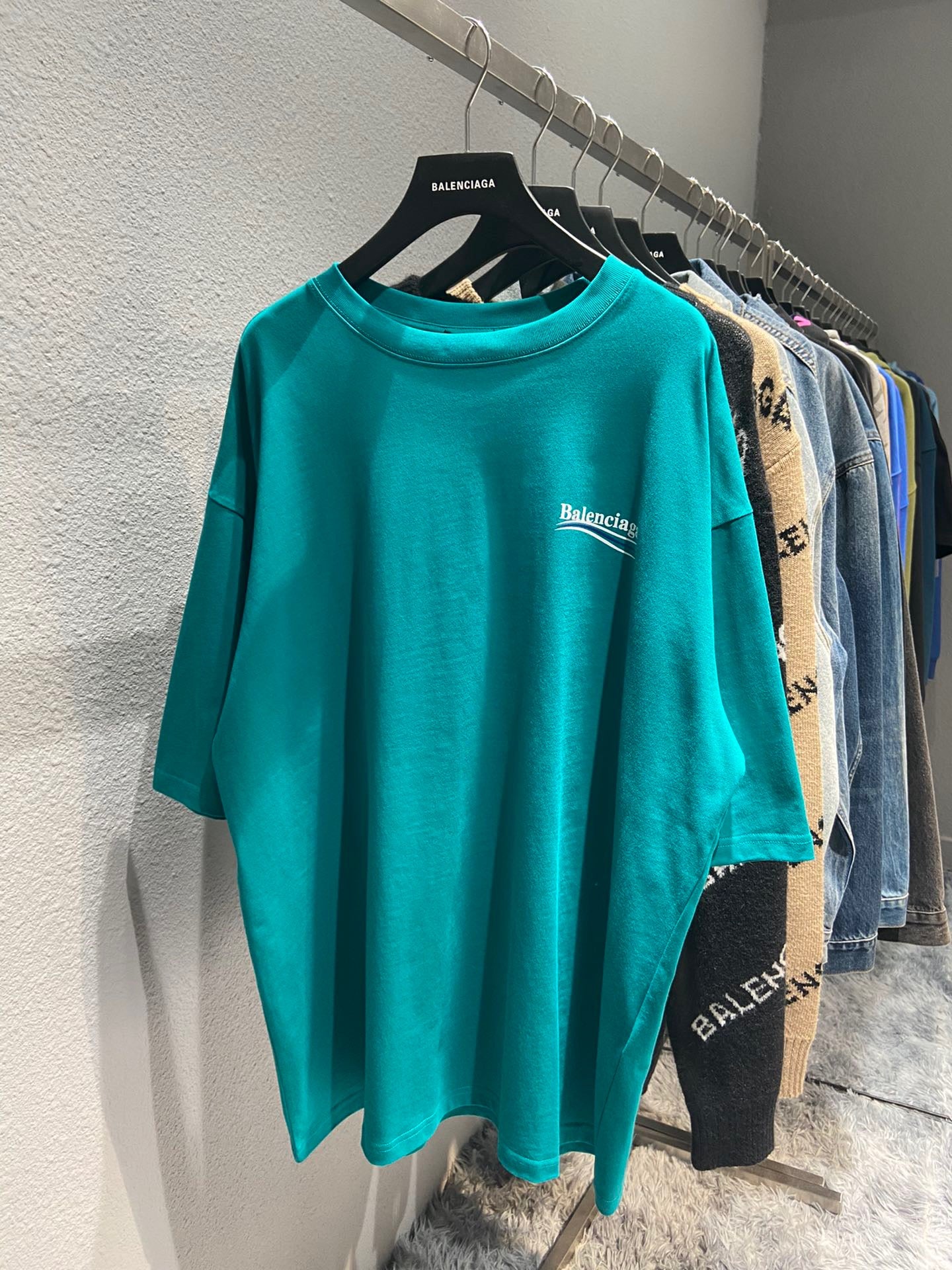 Best Replica Balenciaga T-shirt - Colareps