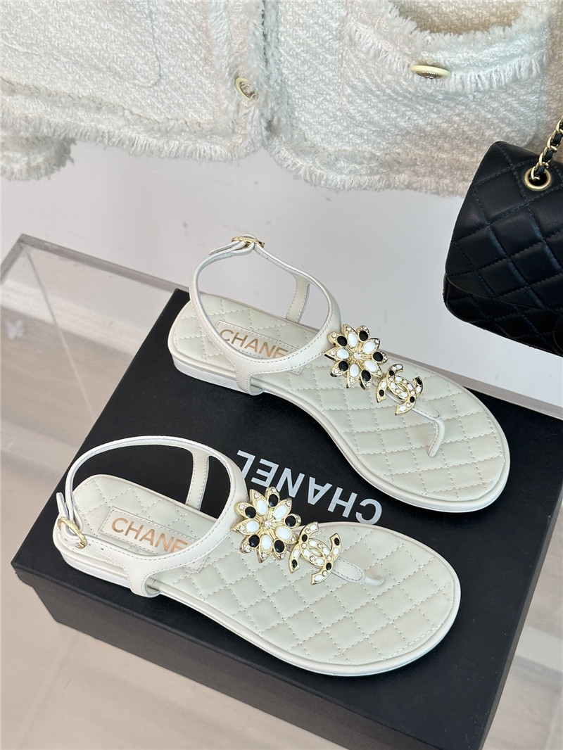Best Replica Chanel camellia double C pinch sandals - Colareps