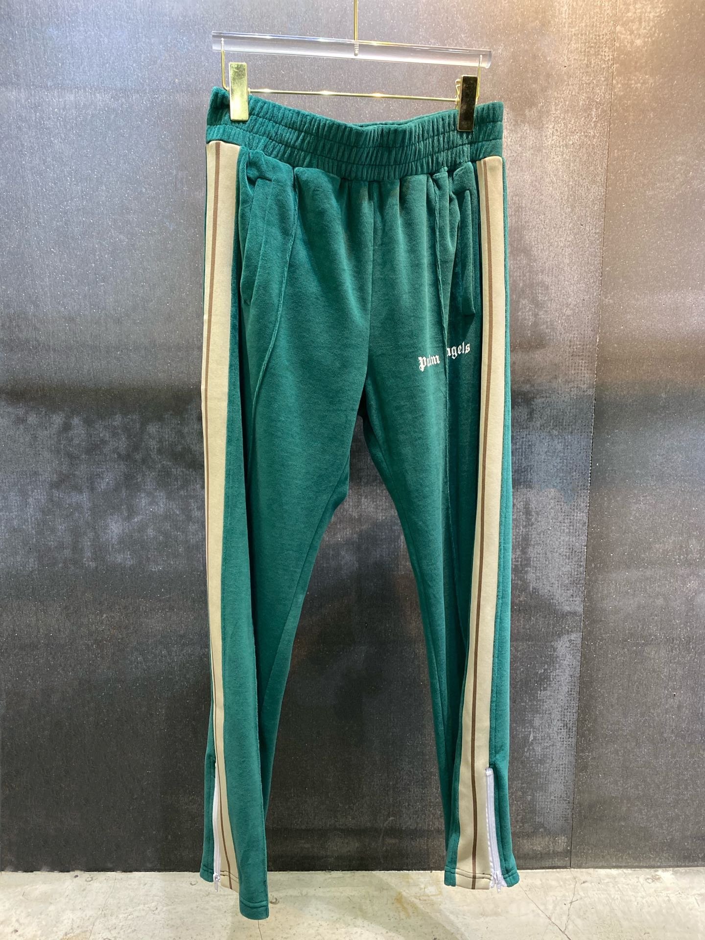 Best Replica Palm Angels Sweatpants (4) - Colareps