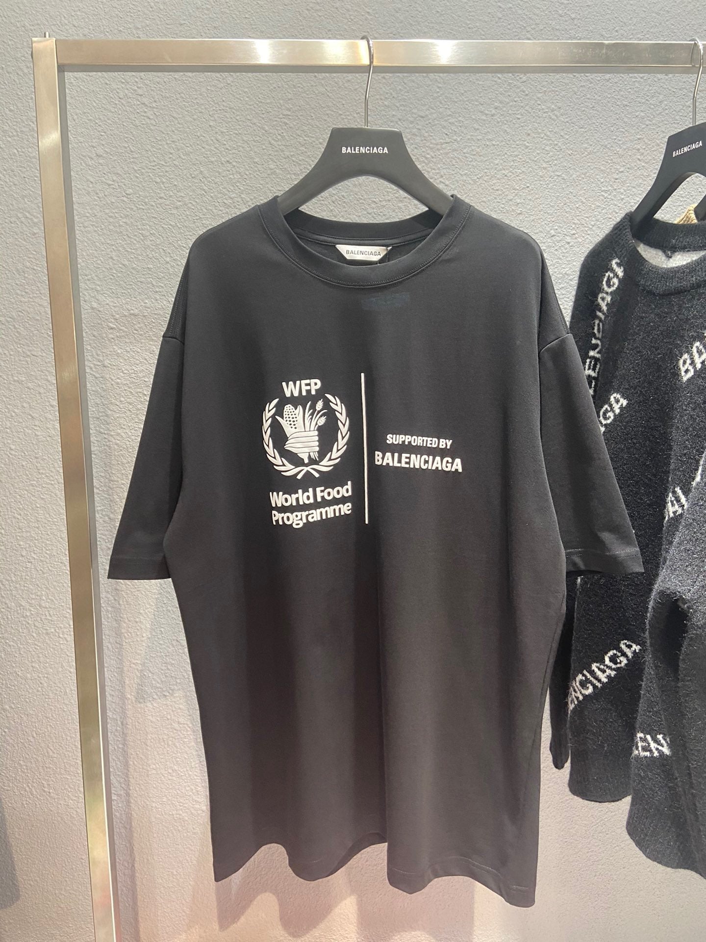 Best Replica Balenciaga T-shirt - Colareps