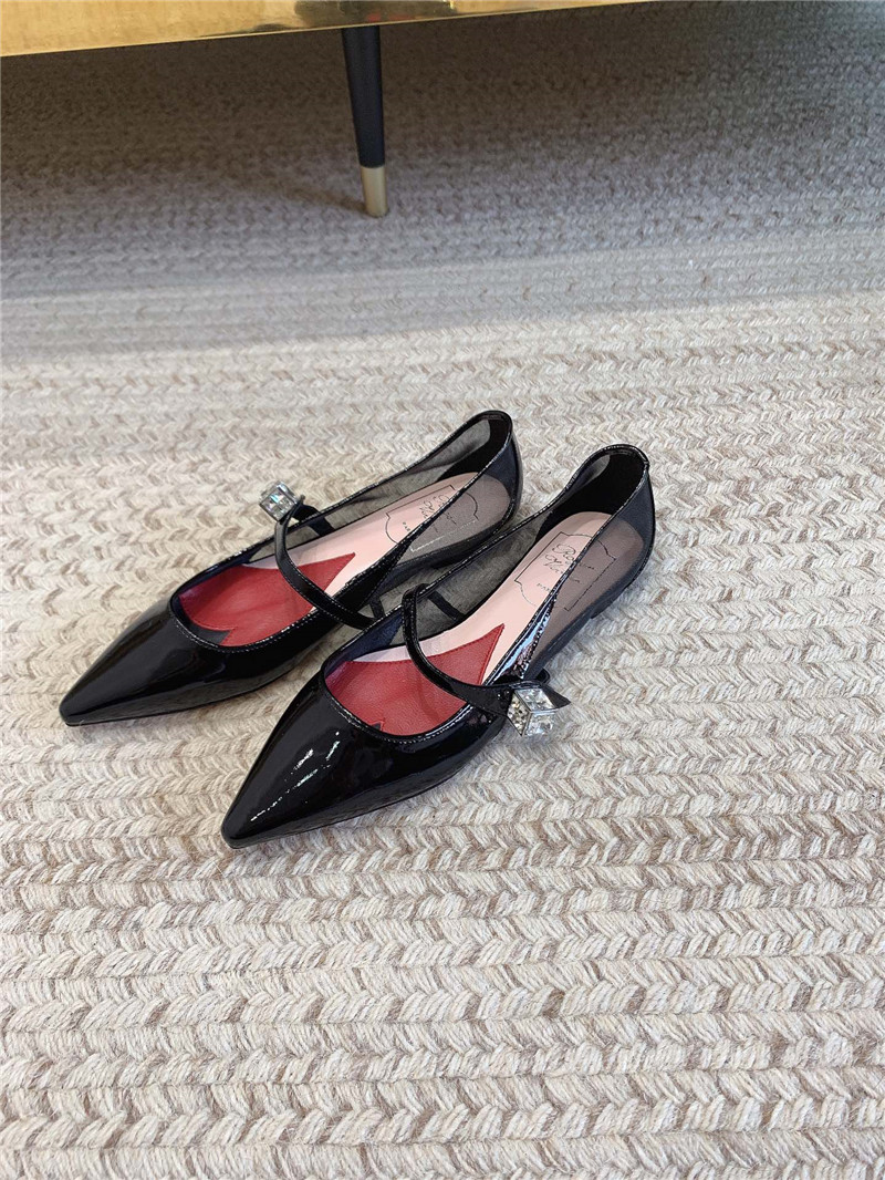 Best Replica Roger vivier new pointed toe flat Mary Jane shoes - Colareps