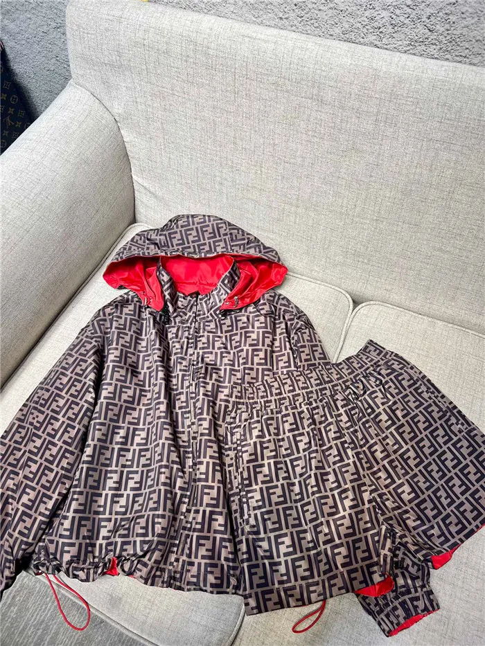 Best Replica Fendi Suit - Colareps