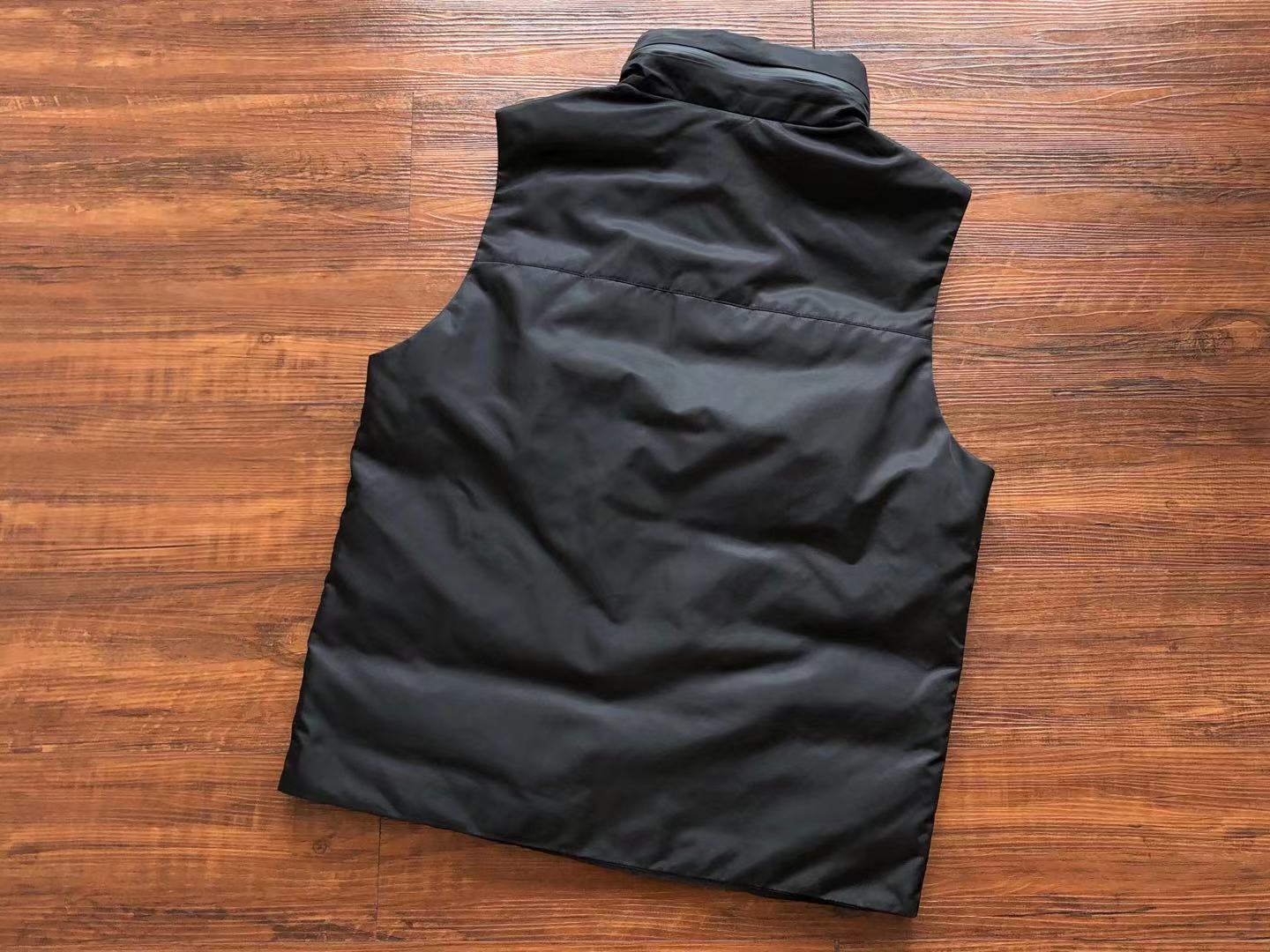Best Replica Prada Vest - Colareps