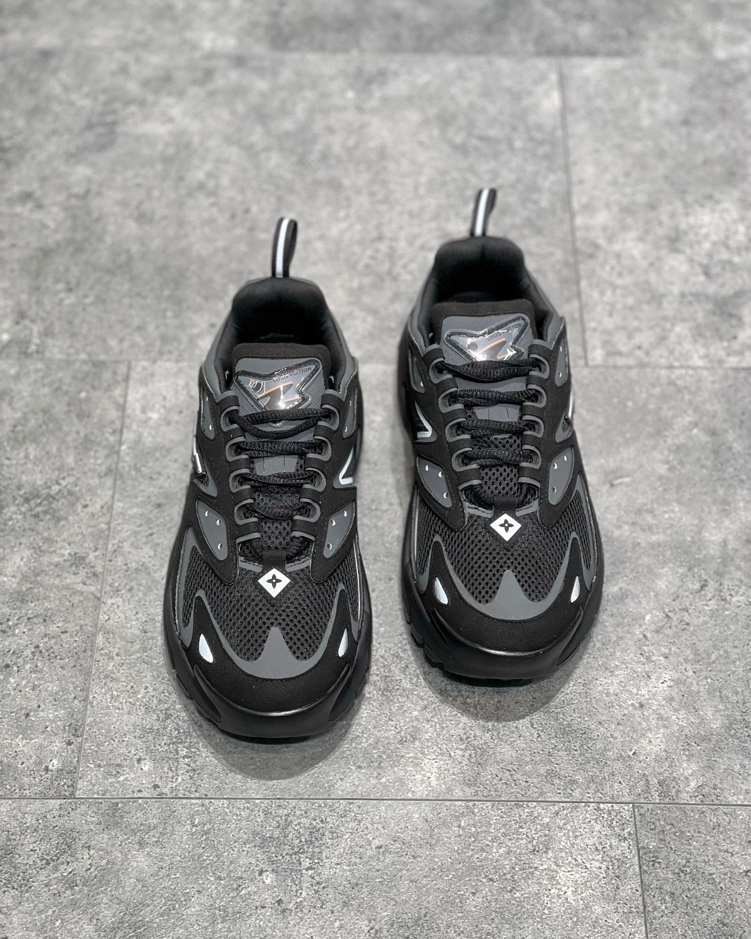 Best Replica Louis Vuitton Runner Tatic Sneaker - Colareps