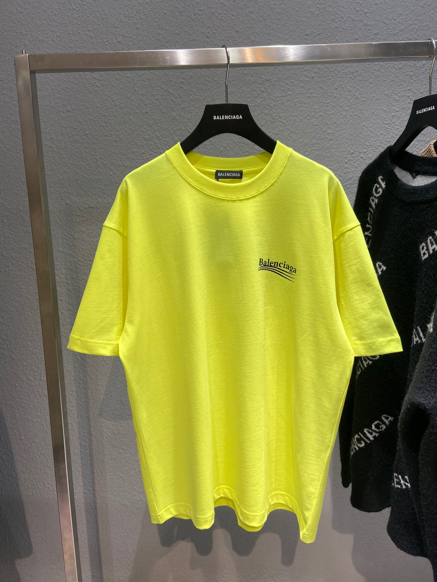 Best Replica Balenciaga T-shirt - Colareps