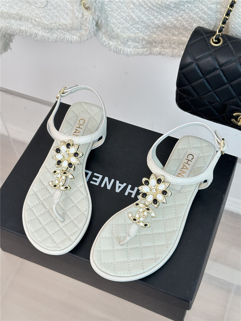 Best Replica Chanel camellia double C pinch sandals - Colareps
