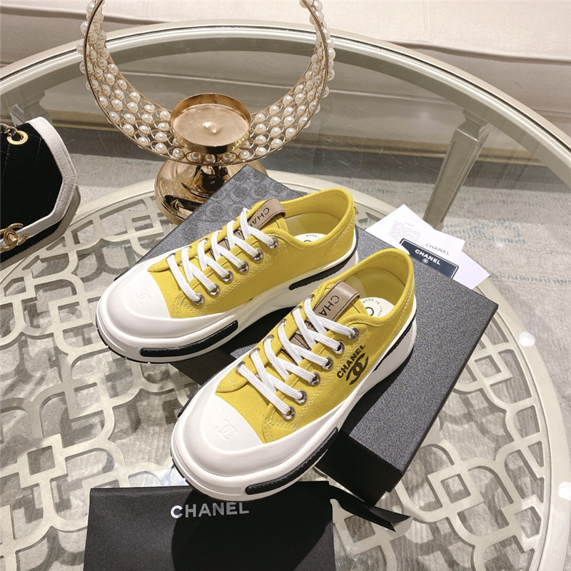 Best Replica Chanel early spring new canvas shoes - Colareps