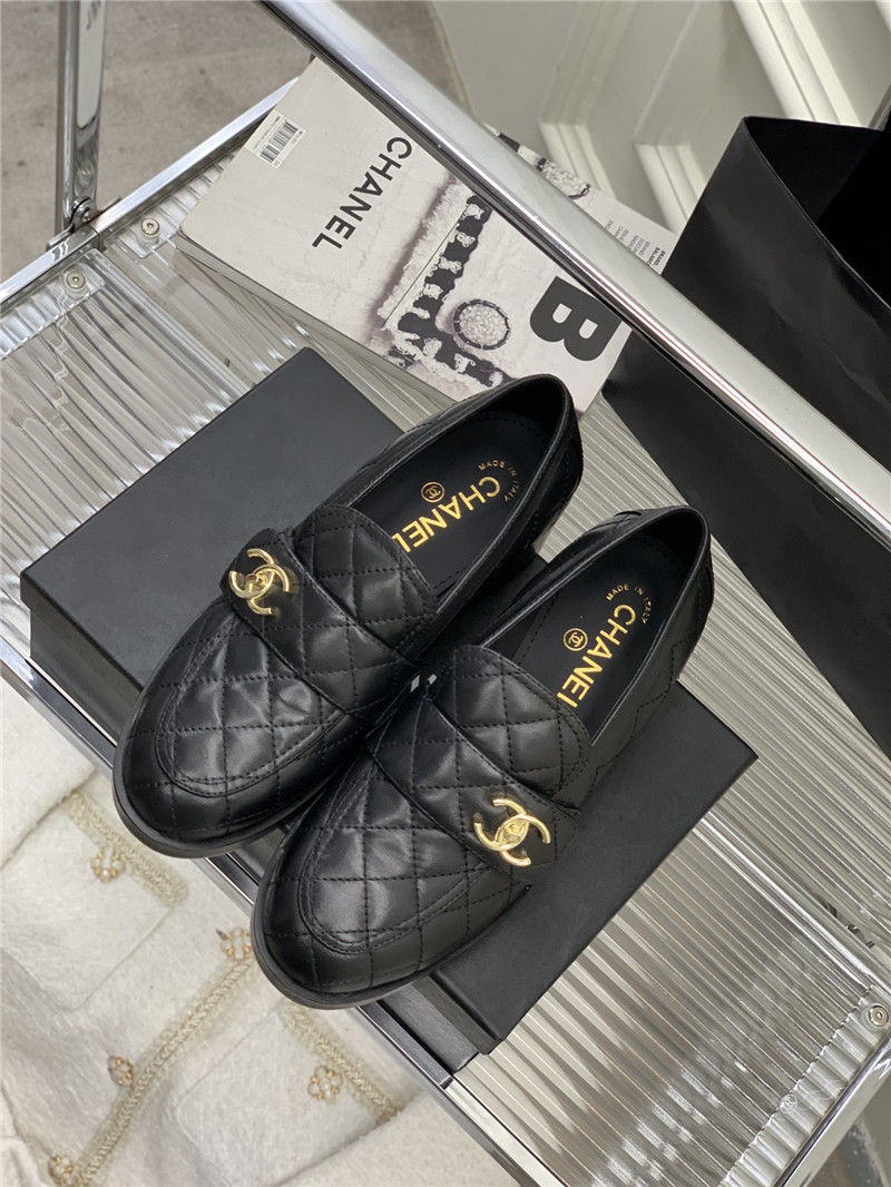 Best Replica Chanel double C logo shoes - Colareps