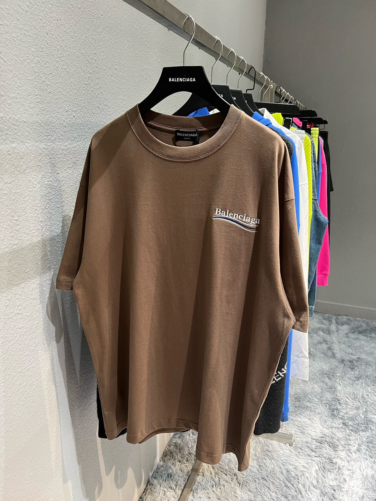 Best Replica Balenciaga T-shirt - Colareps