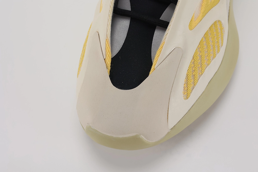 Best Replica Yeezy 700 V3 Safflower Replica - Colareps