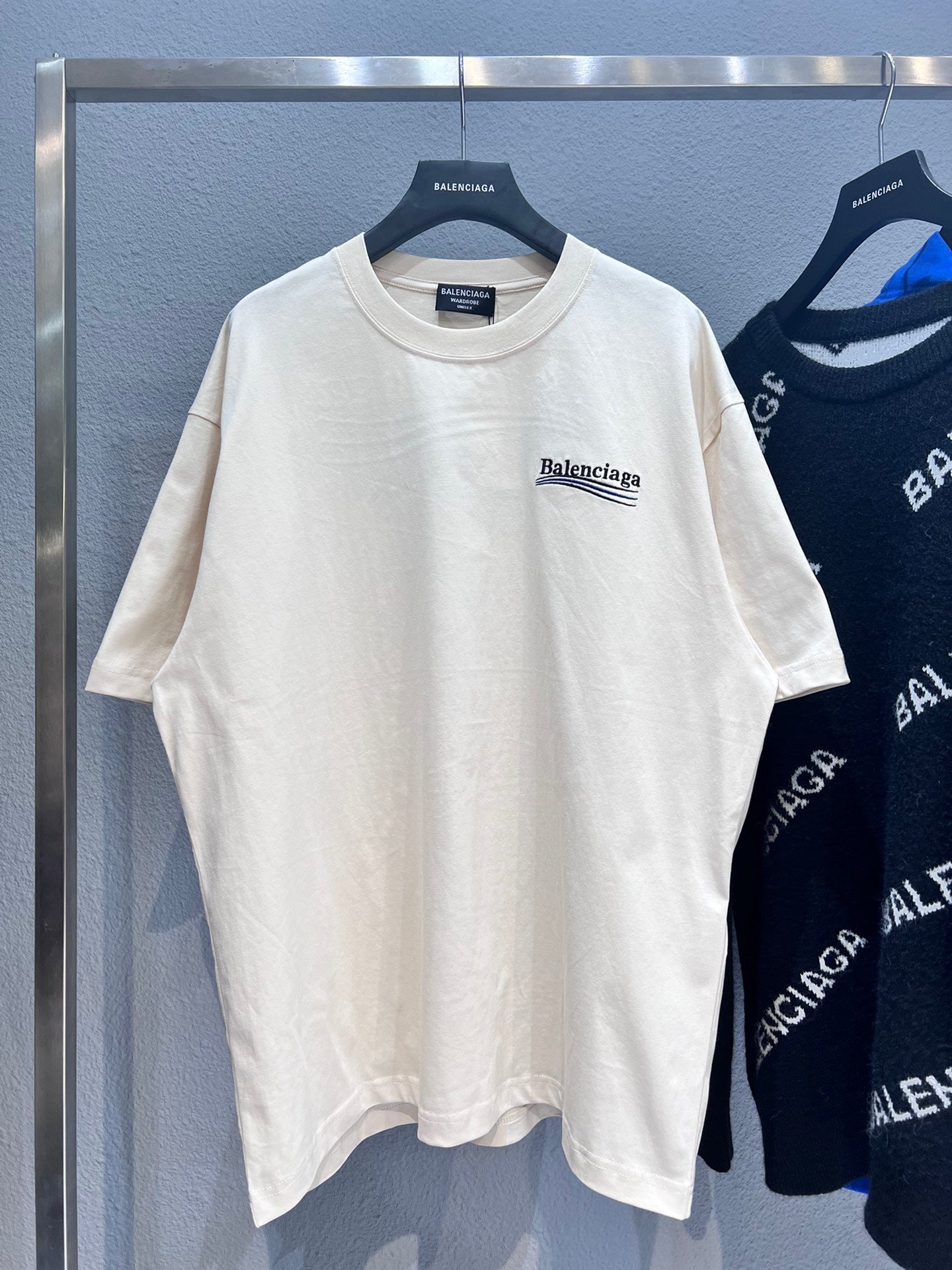 Best Replica Balenciaga T-shirt - Colareps