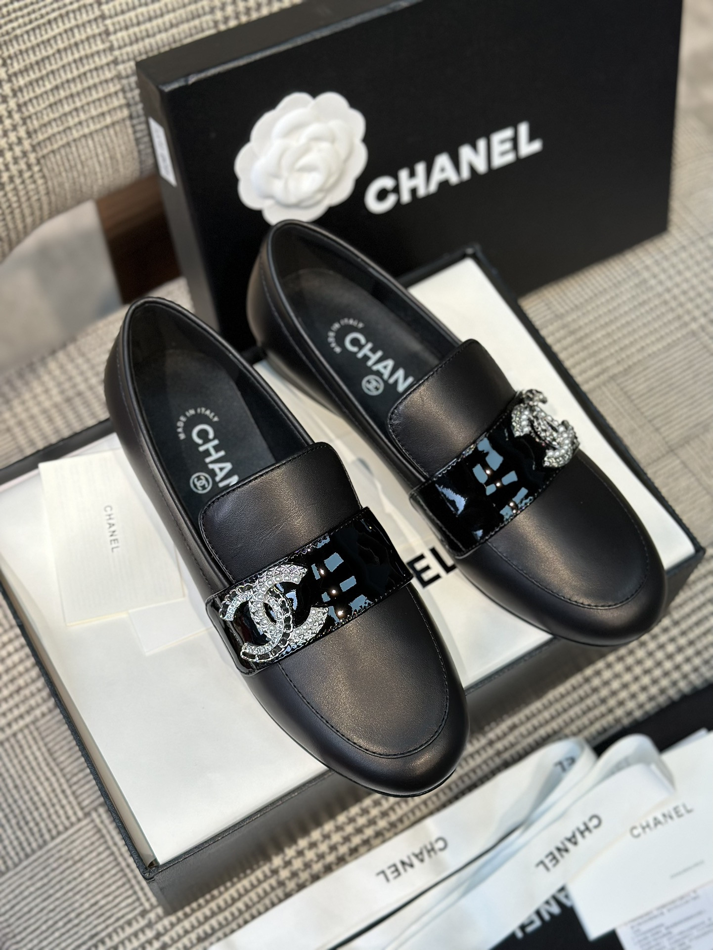Best Replica Chanel Dupes crystal loafers - Colareps