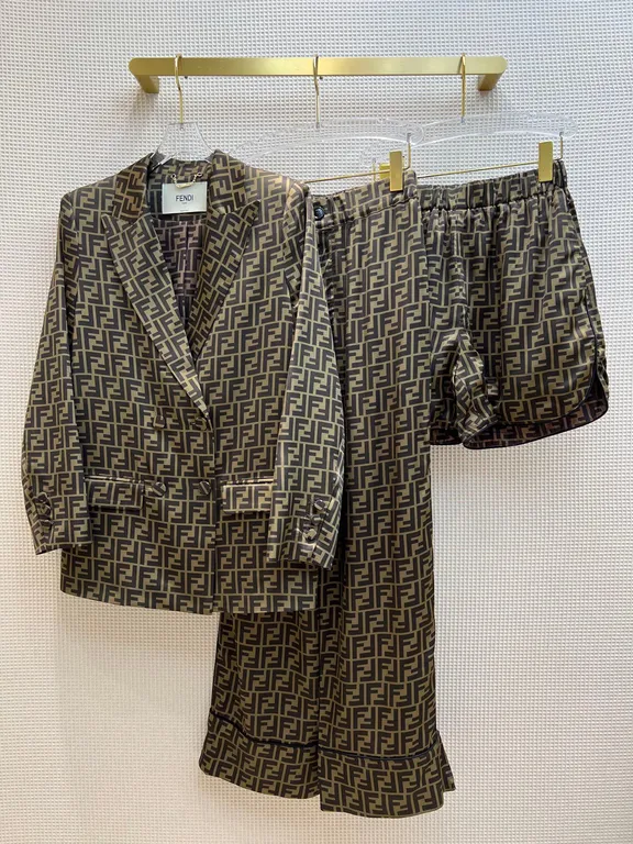 Best Replica 2022ss Fendi Suit - Colareps