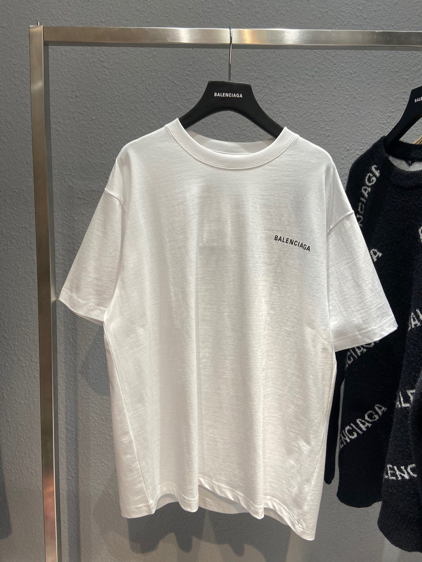 Best Replica Balenciaga T-shirt - Colareps