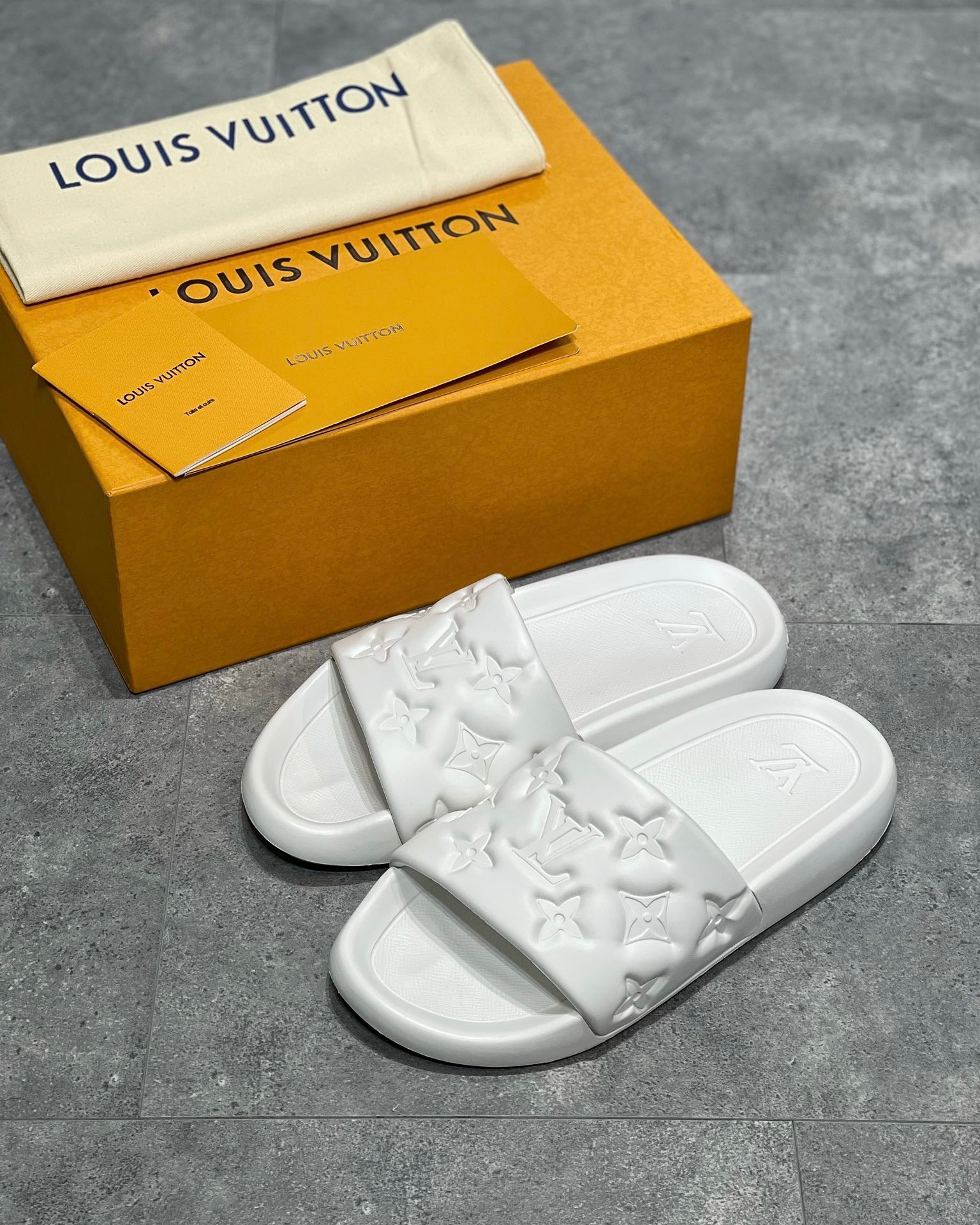 Best Replica Louis Vuitton Slippers - Colareps