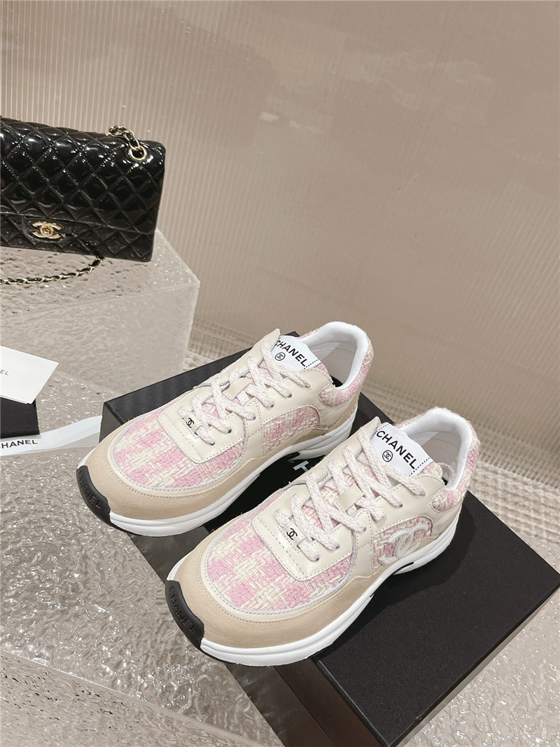 Best Replica Chanel explosive new color sneakers - Colareps