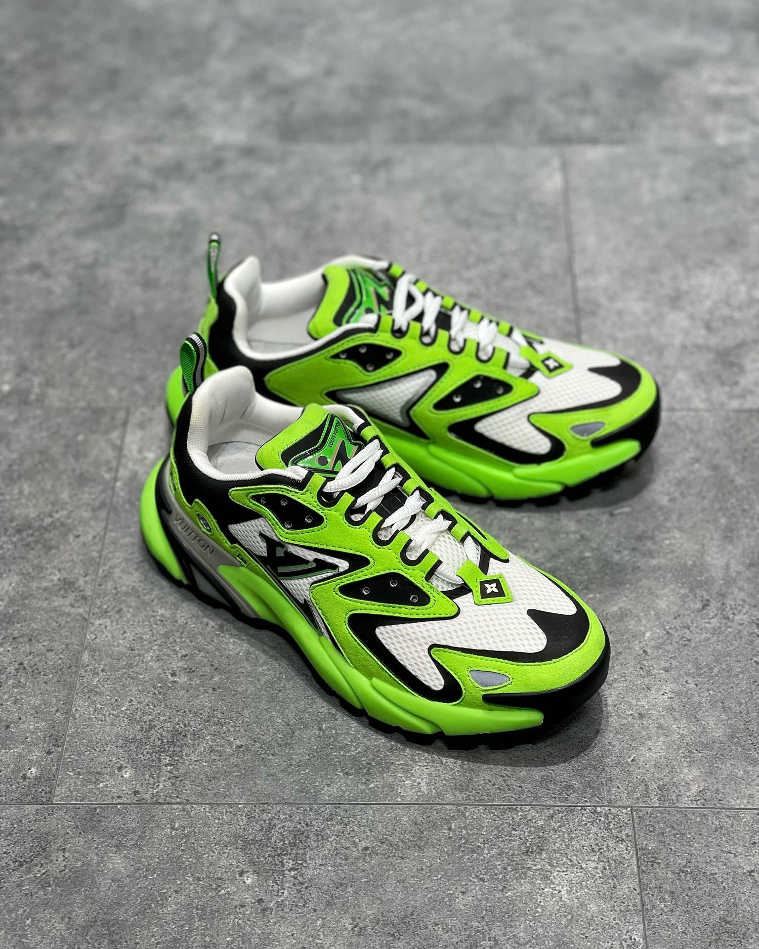 Best Replica Louis Vuitton Runner Tatic Sneaker - Colareps