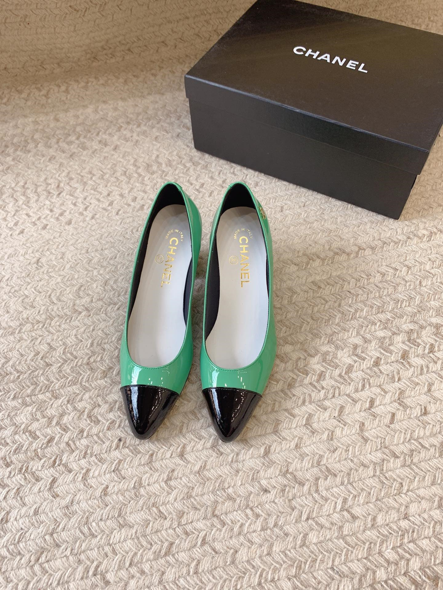 Best Replica Chanel new patent leather shoes - Colareps