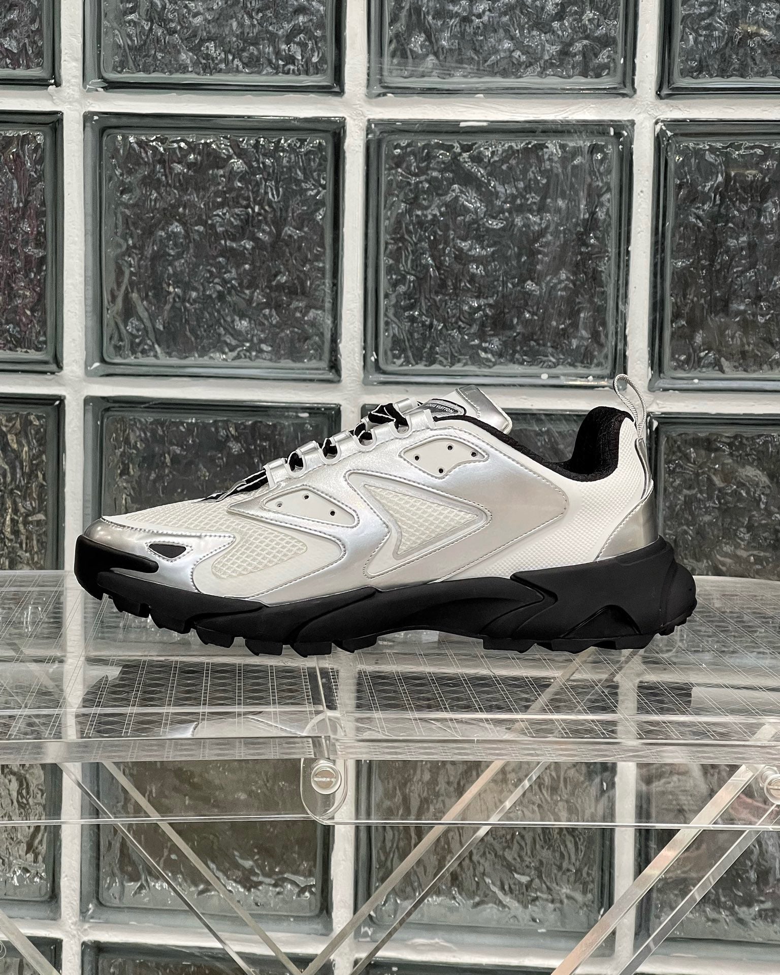 Best Replica Louis Vuitton Runner Tatic Sneaker - Colareps