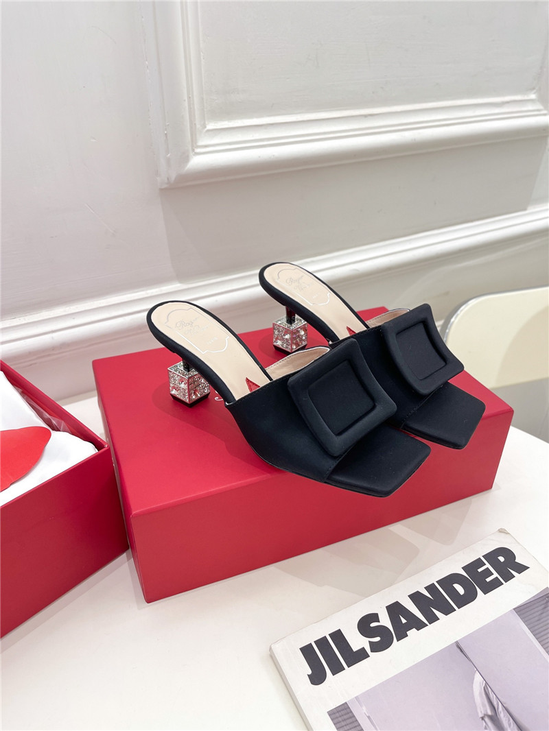 Best Replica roger vivier classic generous buckle slippers - Colareps