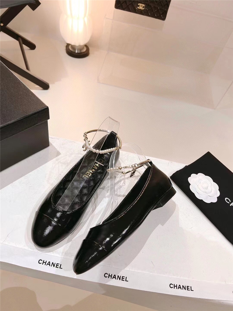 Best Replica Chanel 23C pearl Mary Jane shoes - Colareps