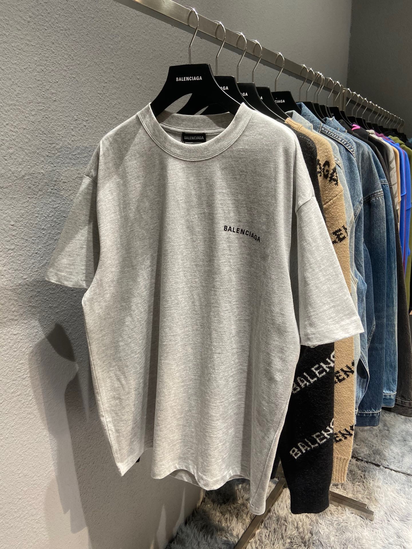 Best Replica Balenciaga T-shirt - Colareps