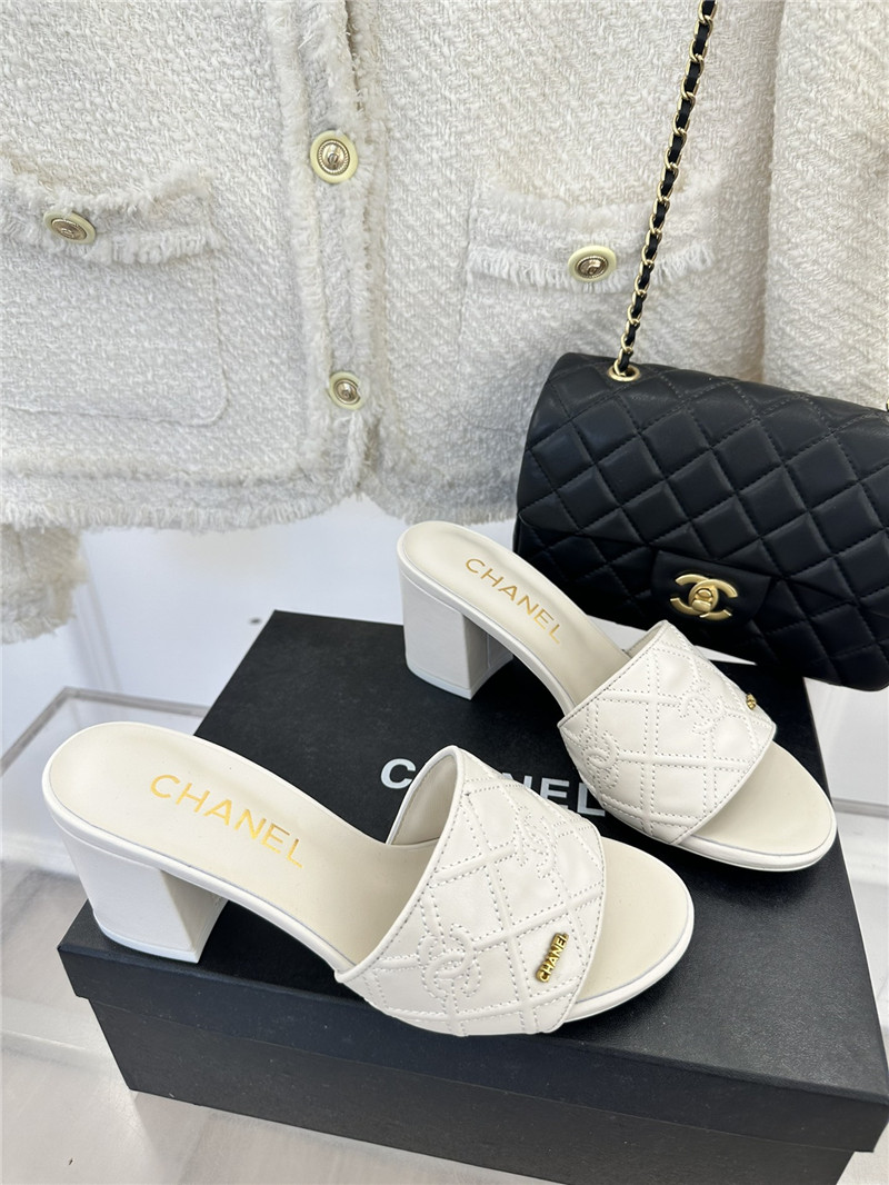 Best Replica chanel rhombus CC logo chunky heel slippers - Colareps