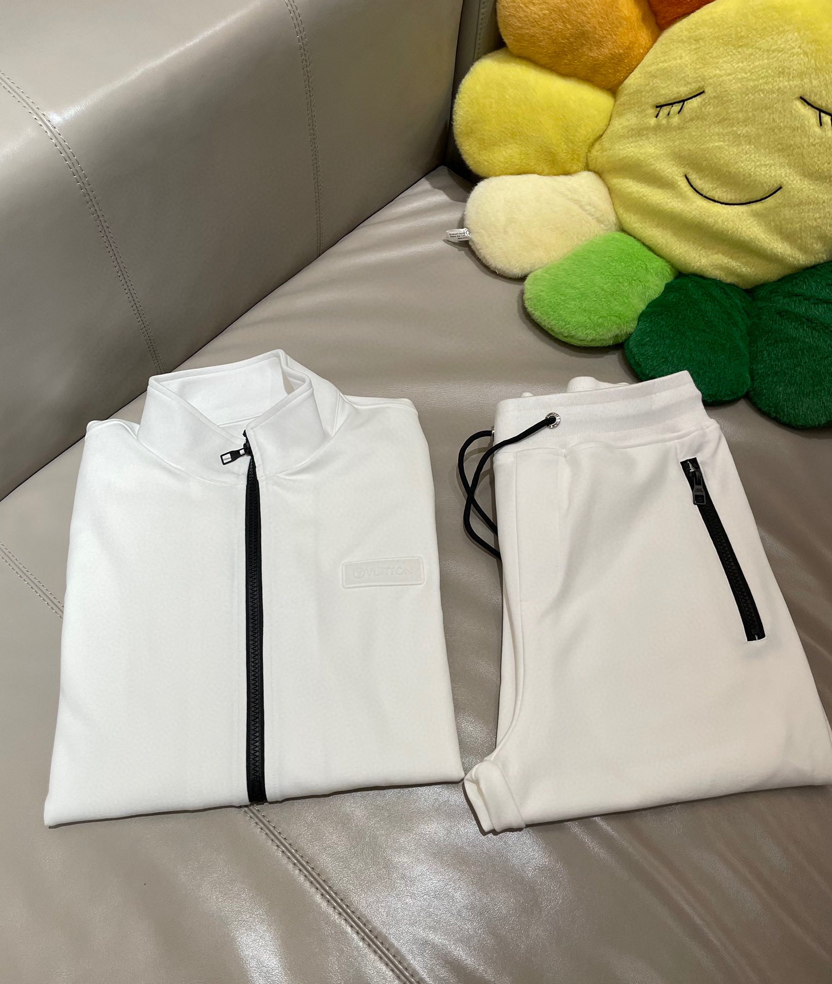 Best Replica Louis Vuitton Jacket + Pants Set - Colareps