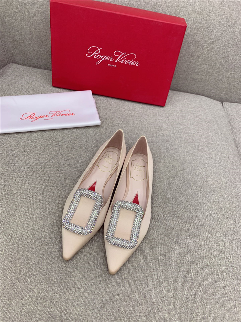 Best Replica Roger vivier classic diamond buckle silk pumps - Colareps