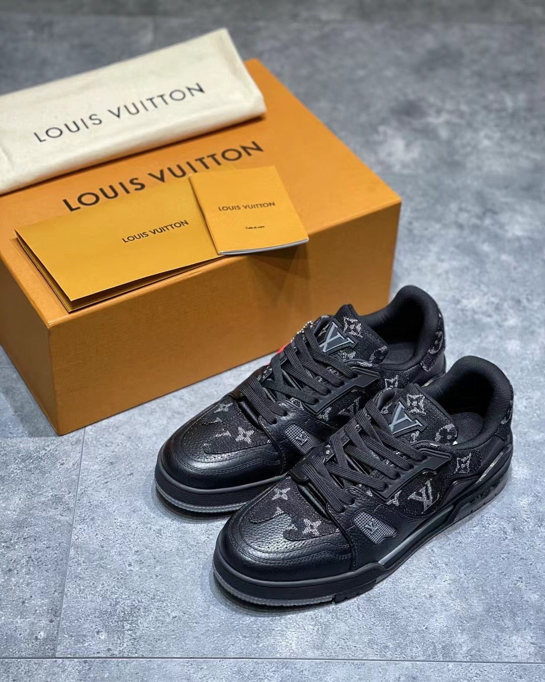 Best Replica Louis Vuitton Trainer Sneaker - Colareps